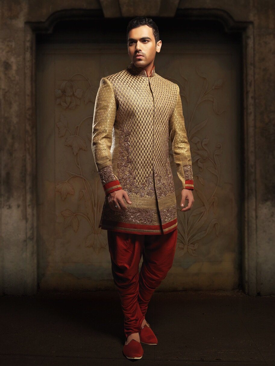 Dulhe Raja Sherwani Palace - Sherwani Images