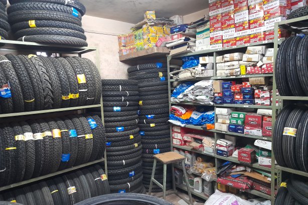 SINGH MOTOR'S - Tyres Shop Images
