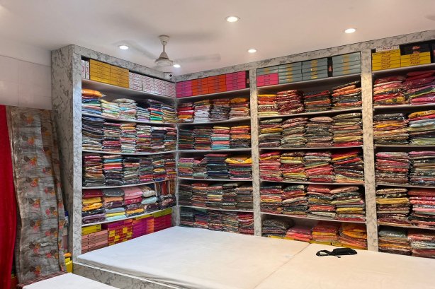Sasumaa saree and suits - Women's clothing Images