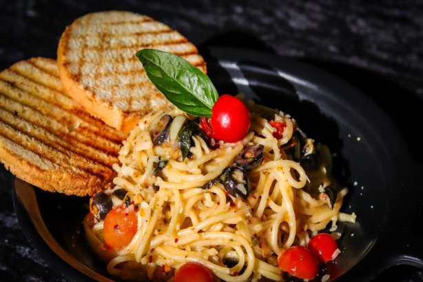 NY cafe and bistro - Cafe Images
