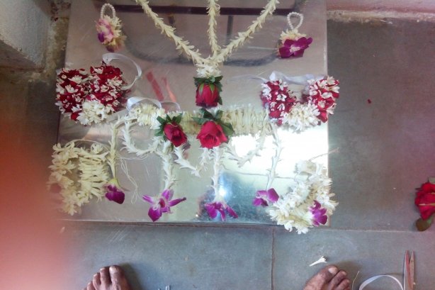 MAA ASHAPURA FLOWERS - Flowers Images
