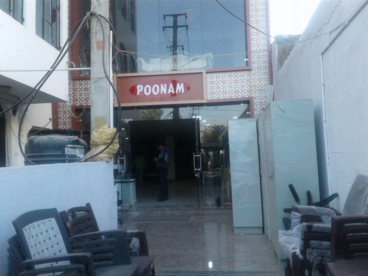 Poonam farnichar discount