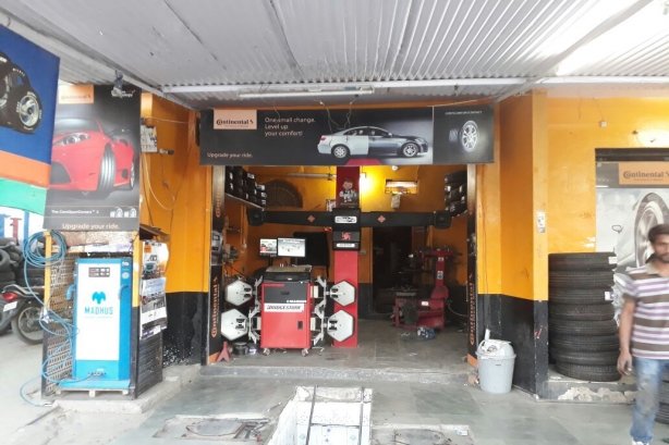 Yogesh Tyre Shoppe - Tyres Shop Images